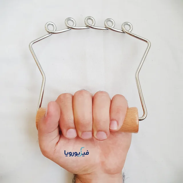 دستگیره چوبی پنج حلقه در حال استفاده